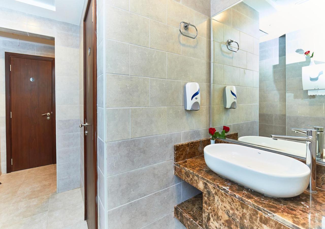 Rose Plaza Hotel Al Barsha Дубай Екстериор снимка